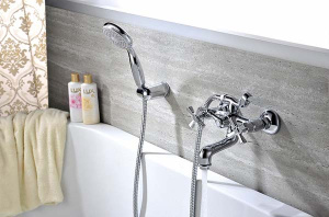 Смеситель для ванны Lemark Benefit LM2502C