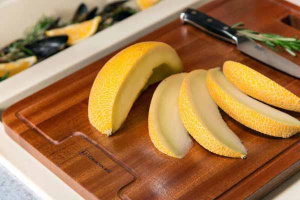 Разделочная доска для мойки Omoikiri CB-01-WOOD