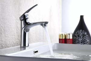 Смеситель для умывальника Lemark Linara LM0406C