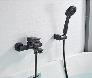 Смеситель для ванны Ledeme L3280B