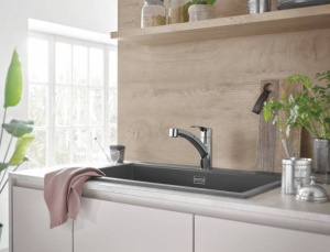 Смеситель для кухонной мойки Grohe Eurosmart 30305001 / 30305DC1 с выдвижным изливом, хром