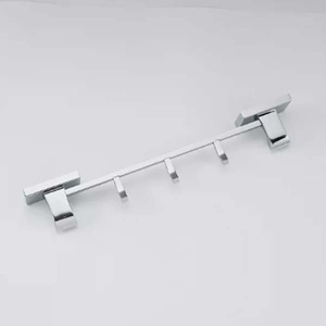Планка с крючками Gappo G0716-30 / G0716-40 / G0716-50, 36 см 3 крючка, хром