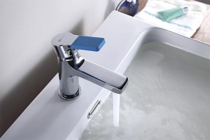 Смеситель для умывальника Lemark Aura LM0606C