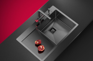 Смеситель для кухонной мойки Omoikiri Hotaru-R / Y / G / B с подключением к фильтру воды, вороненая сталь, голубой