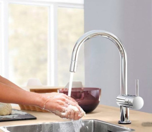 Смеситель для кухонной мойки Grohe Minta 3291800E с выдвижным изливом