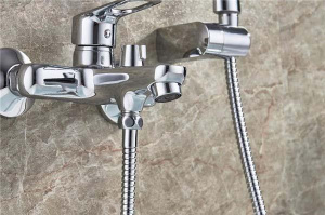 Смеситель для ванны Ledeme H49 L3249