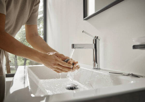 Смеситель для умывальника Hansgrohe Finoris 110 76023000 с донным клапаном