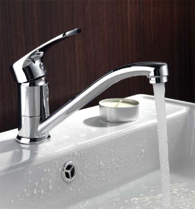 Смеситель для кухонной мойки Lemark Plus Shape LM1704C