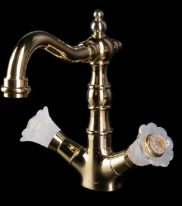 Смеситель для умывальника Boheme Camelia 292