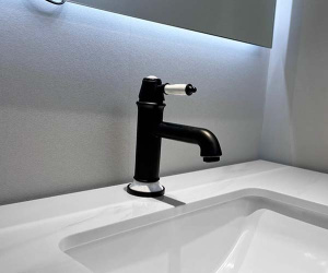 Смеситель для умывальника Boch Mann Marbella Nero CK-16X1B