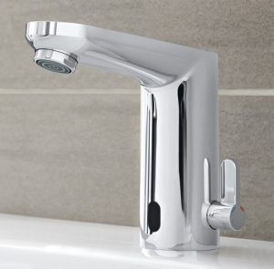 Смеситель для умывальника Grohe Eurosmart Cosmopolitan 36327001 сенсорный