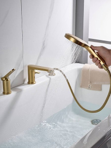 Смеситель на борт ванны Shevanik S4312G на 3 отверстия