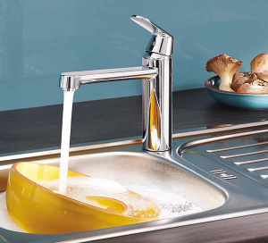 Смеситель для кухонной мойки Grohe Eurosmart Cosmopolitan 30193000 / 30193DC0, хром