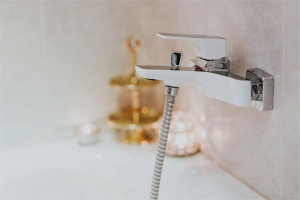 Смеситель для ванны Deante Hiacynt BQH W100