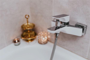 Смеситель для ванны Deante Hiacynt BQH W100