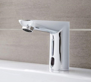 Смеситель для умывальника Grohe Eurosmart Cosmopolitan E 36330001 сенсорный