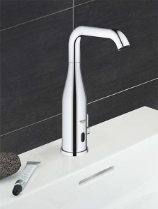 Смеситель для умывальника Grohe Essence E 36445000 сенсорный