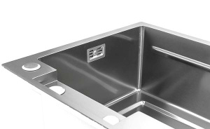 Кухонная мойка Arfeka Eco AR 75 Satin со смесителем, ринзером, дозатором, двумя коландерами и разделочной доской