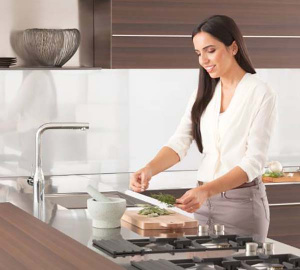 Смеситель для кухонной мойки Grohe Essence+ 30270000 / 30270DC0, хром