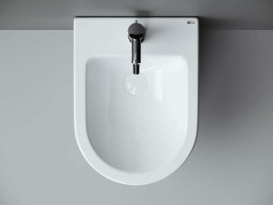 Подвесное биде CeramicaNova Metropol CN4003 с донным клапаном
